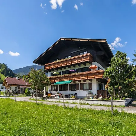 Contemporary Apartment In Maishofen Near Ski Area Exteriér fotografie