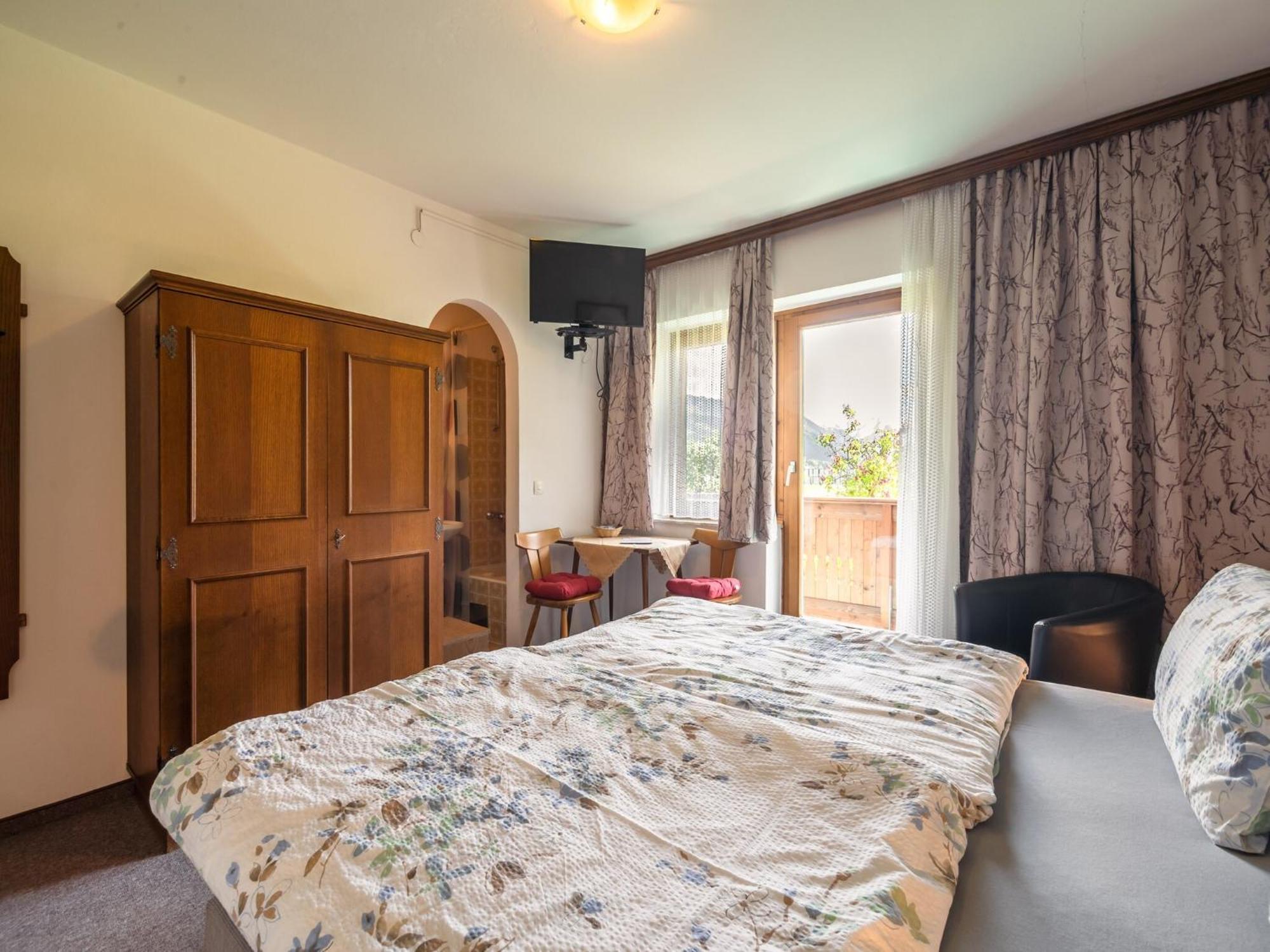 Contemporary In Near Area Apartment *